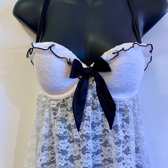 NWOT Babydoll white lace halter-style lingerie - Picture 2 of 8